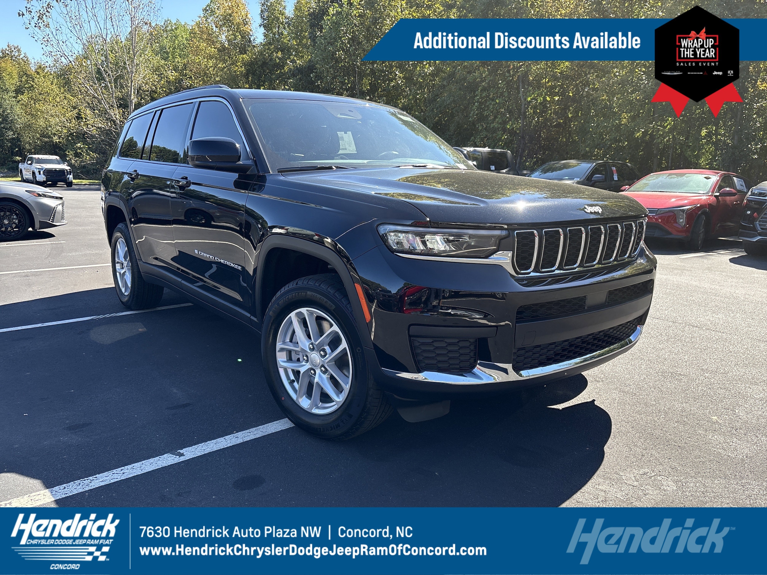2025 Jeep Grand Cherokee L Laredo's photo