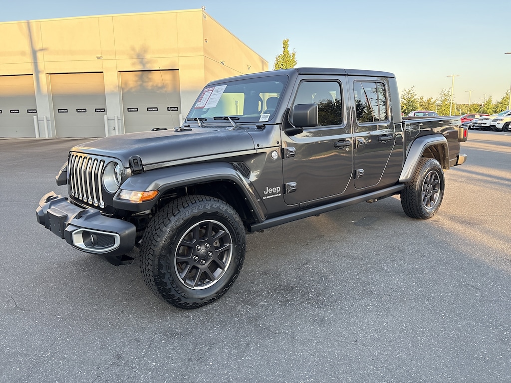 Used 2023 Jeep Gladiator Overland Pickup