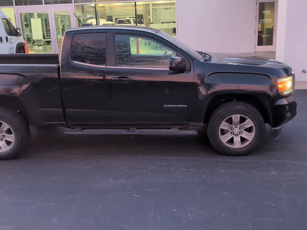 Used 2018 GMC Canyon 4WD SLE Pickup