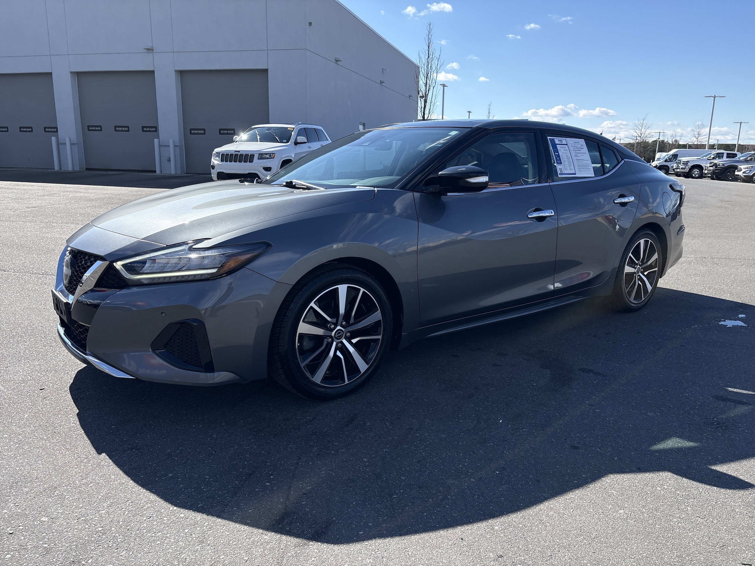 2023 Nissan Maxima SL photo 4