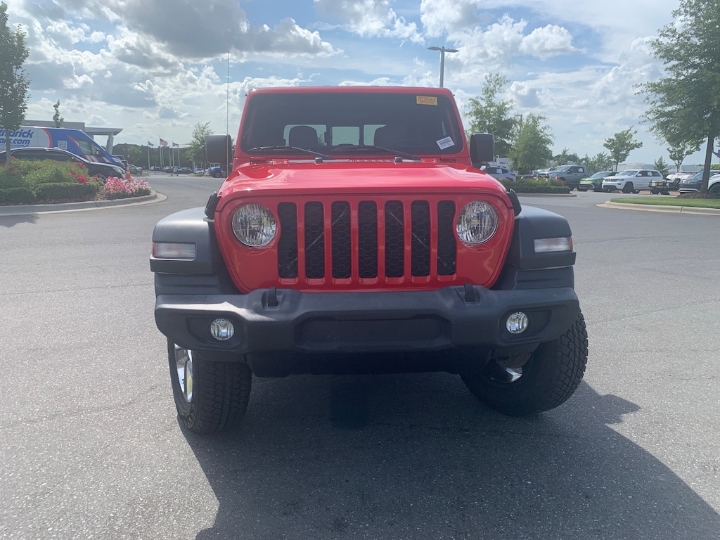 Used 2020 Jeep Gladiator Sport S Pickup