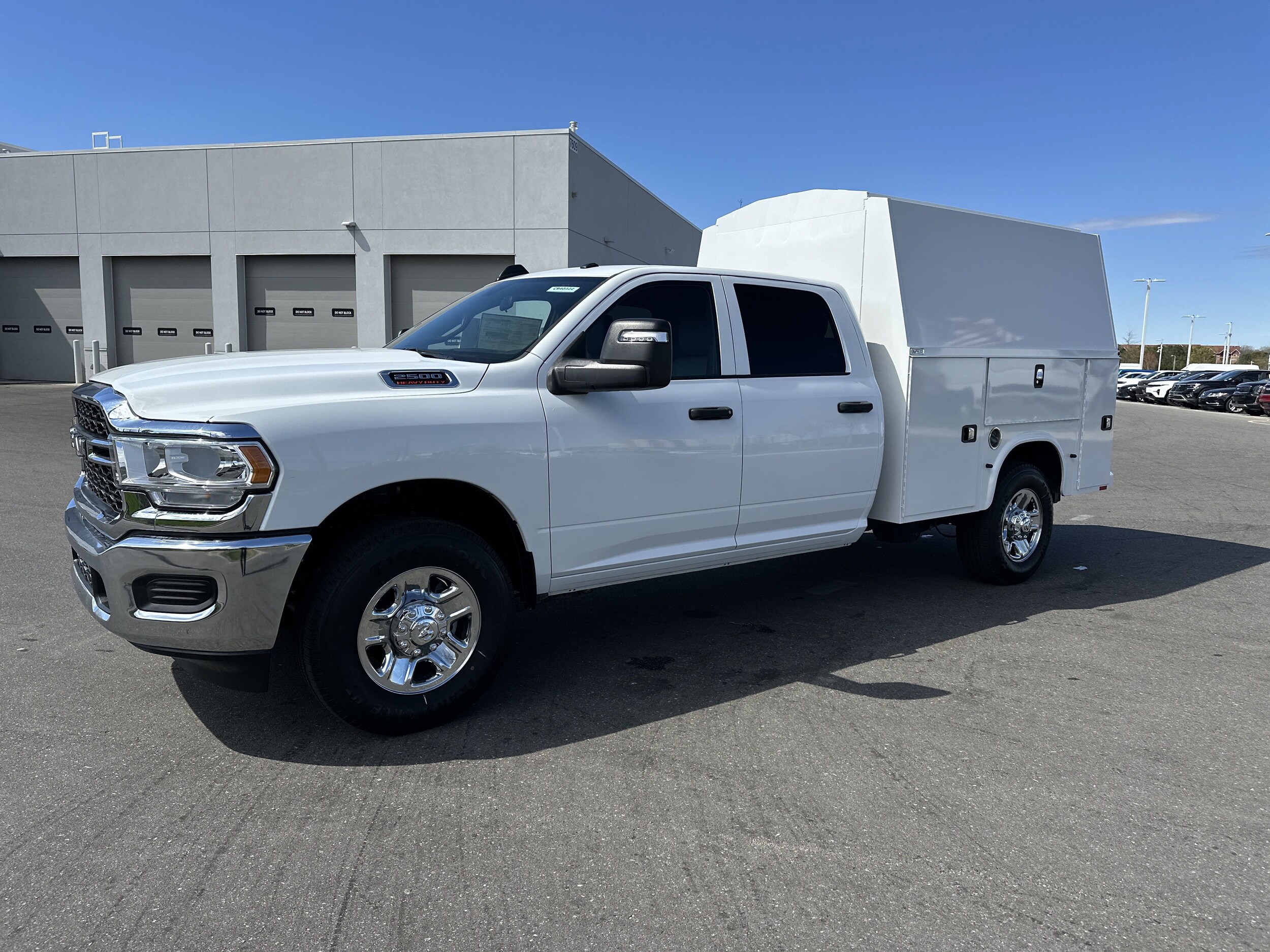 2024 Ram 2500 Tradesman photo 4