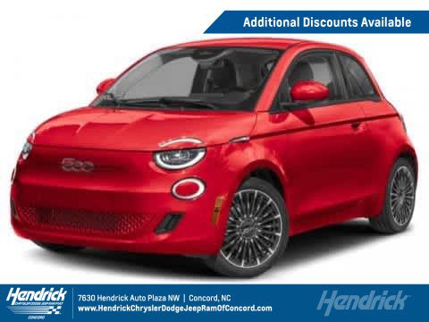 2025 FIAT 500e Base