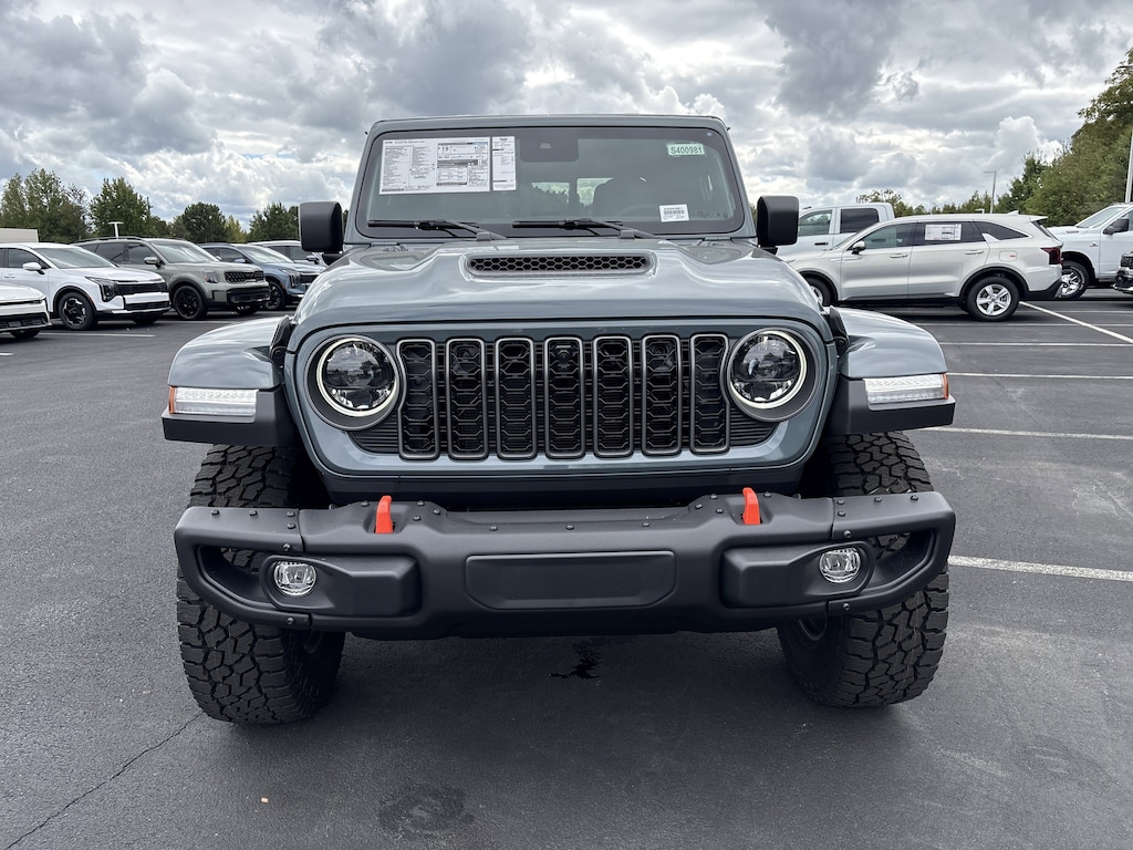 New 2025 Jeep Gladiator Mojave X Pickup