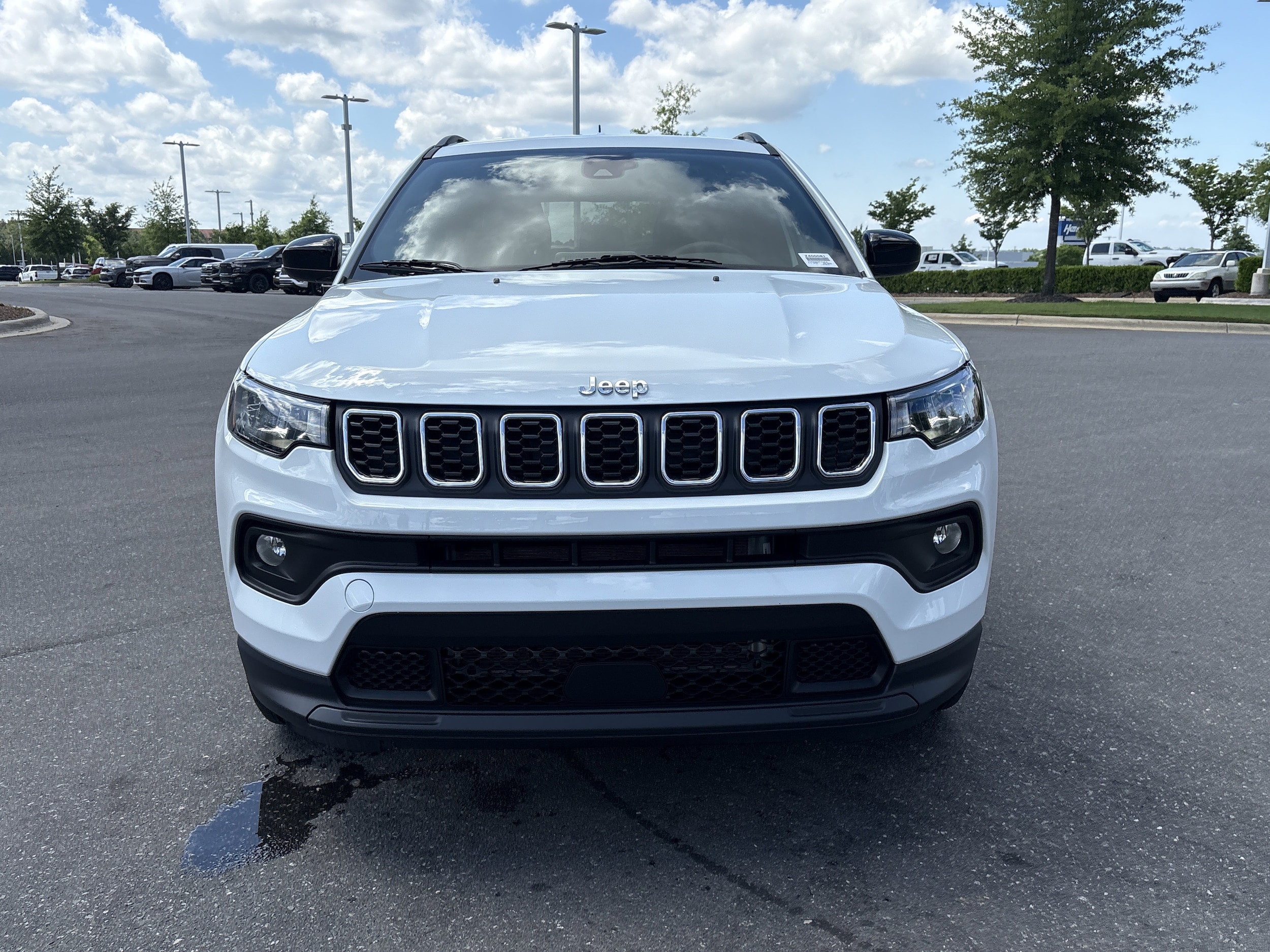 2025 Jeep Compass Latitude photo 5