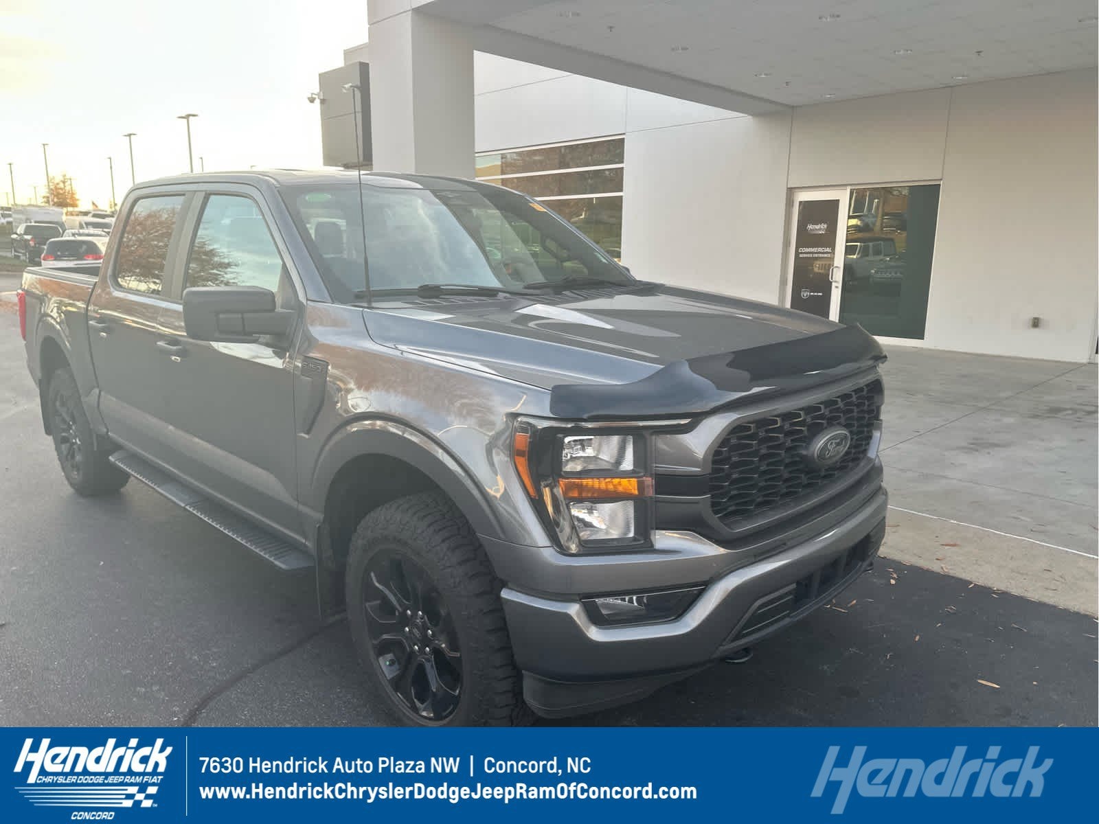 2023 Ford F-150 XL's photo