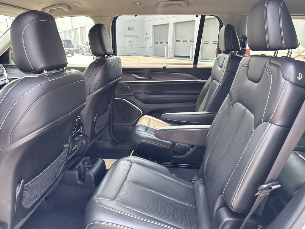 Used 2023 Jeep Grand Cherokee L Limited SUV