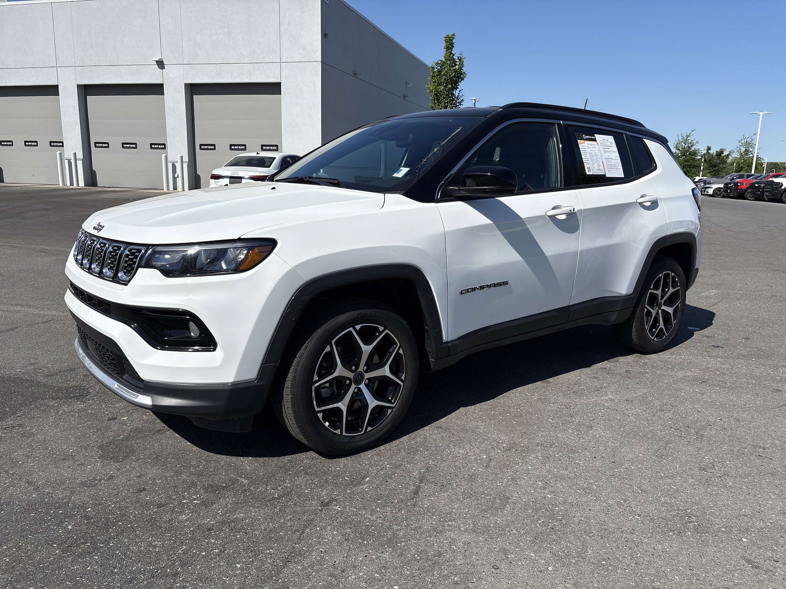 2025 Jeep Compass Limited photo 6