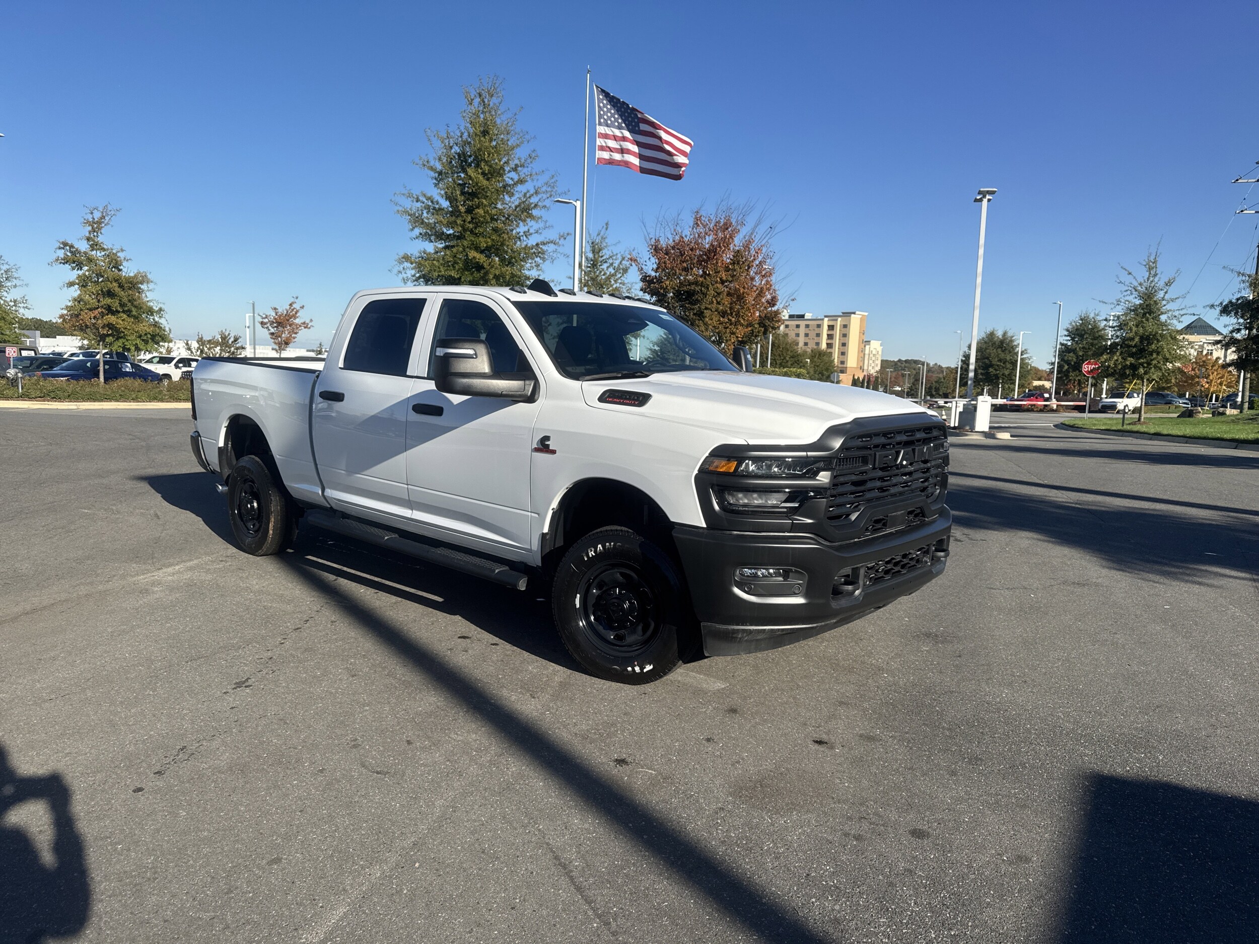 2025 Ram 2500 Tradesman photo 2