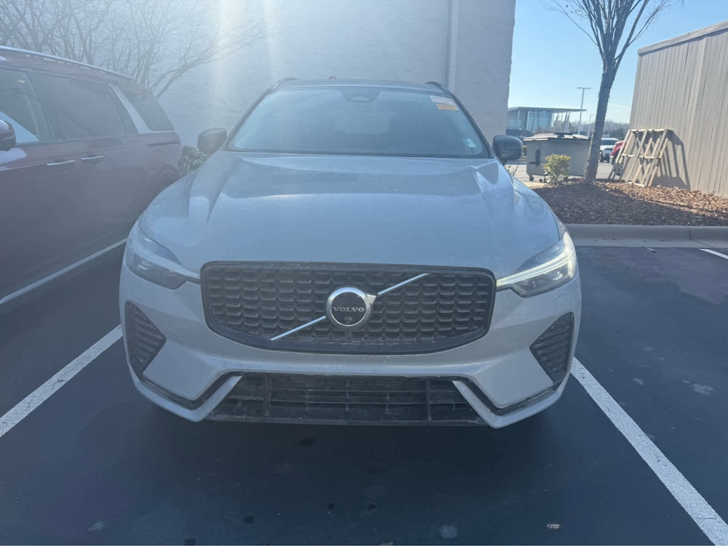 Used 2025 Volvo XC60 Plus SUV
