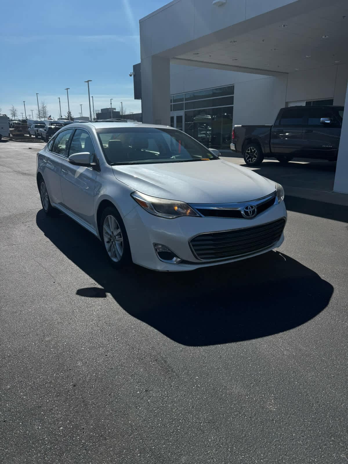 Used 2015 Toyota Avalon XLE with VIN 4T1BK1EB8FU174396 for sale in Concord, NC