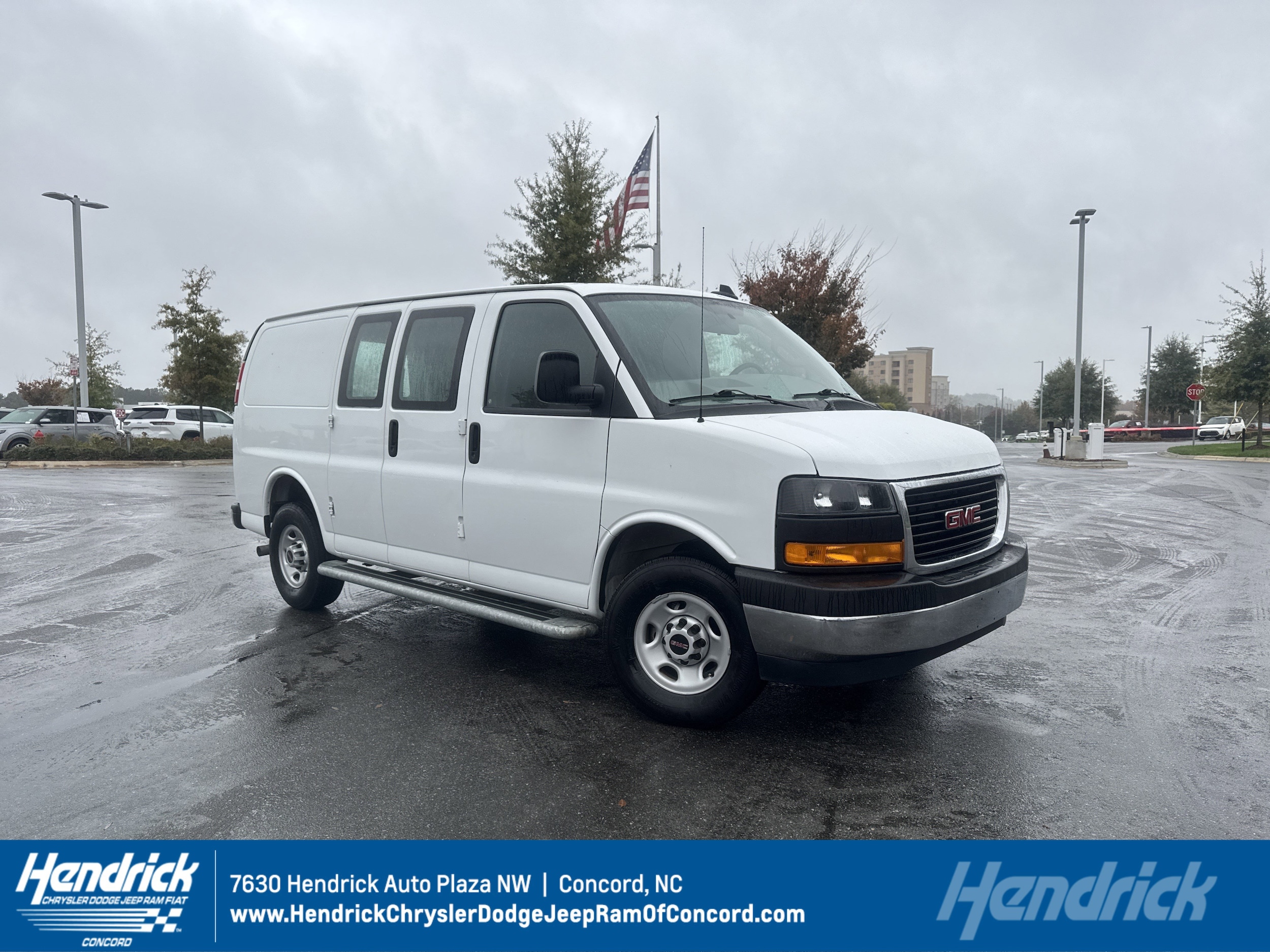 2024 GMC Savana Cargo Work Van's photo
