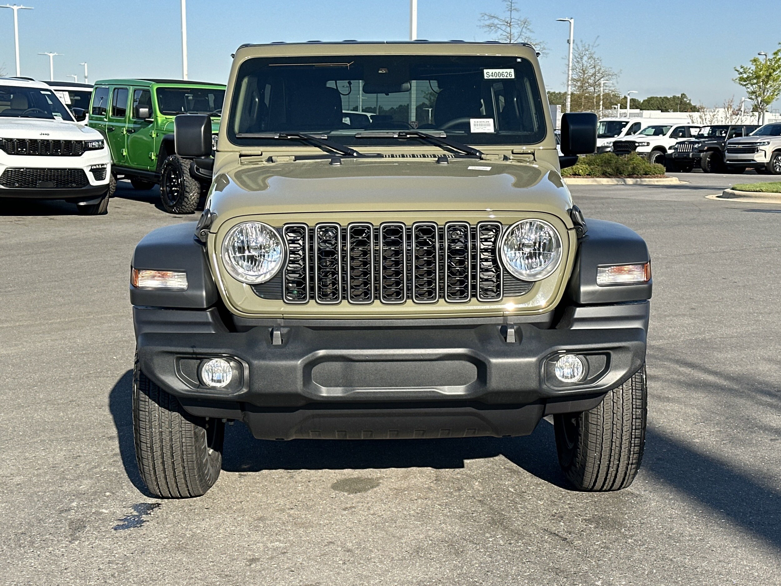 2025 Jeep Wrangler Sport S photo 3