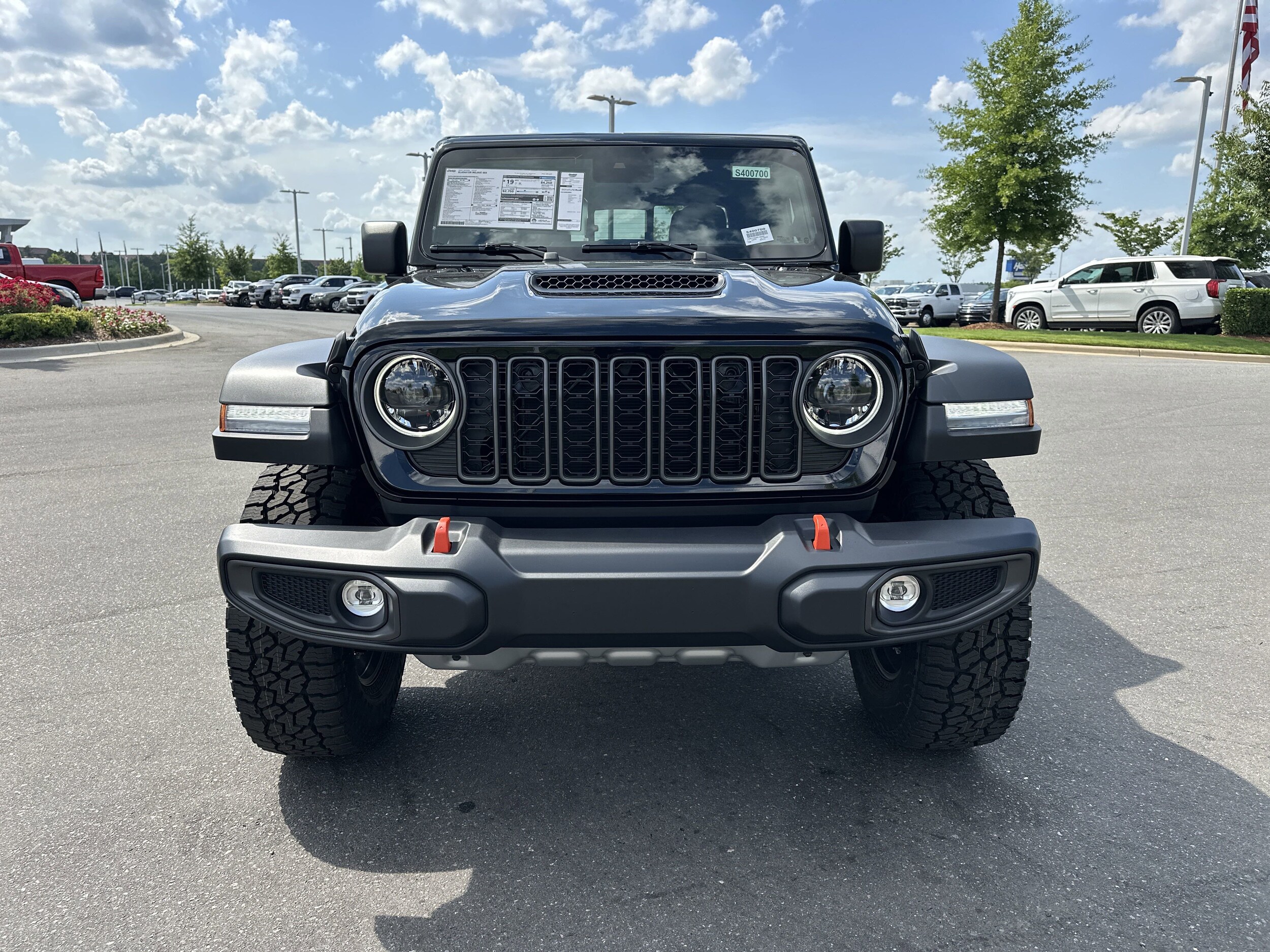 2025 Jeep Gladiator Mojave photo 3