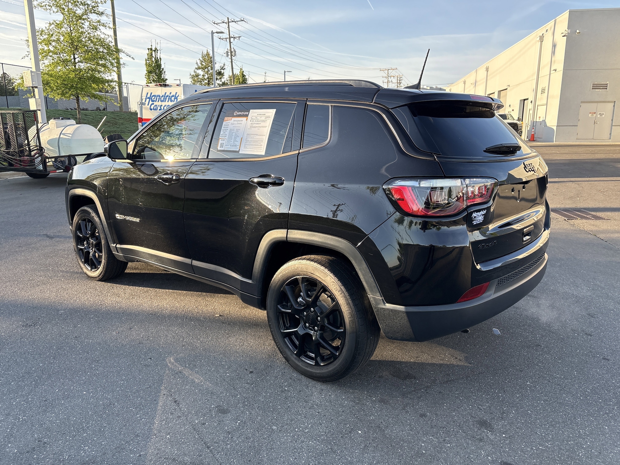 2023 Jeep Compass Altitude photo 6
