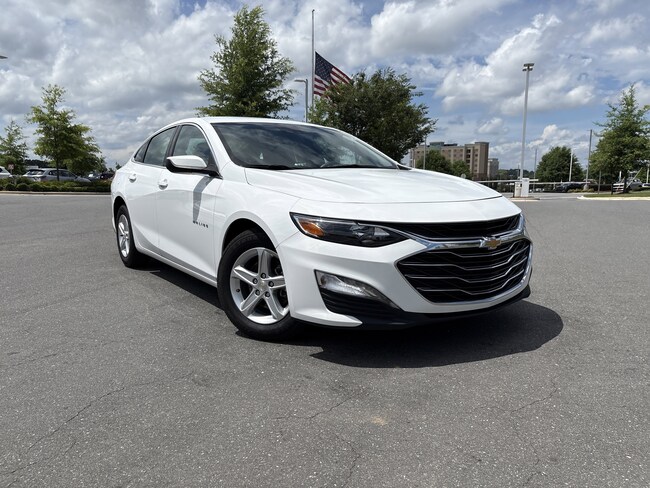 2024 Chevrolet Malibu LT Sedan