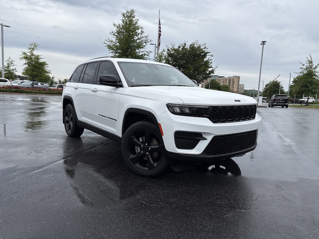 Certified 2023 Jeep Grand Cherokee Altitude SUV