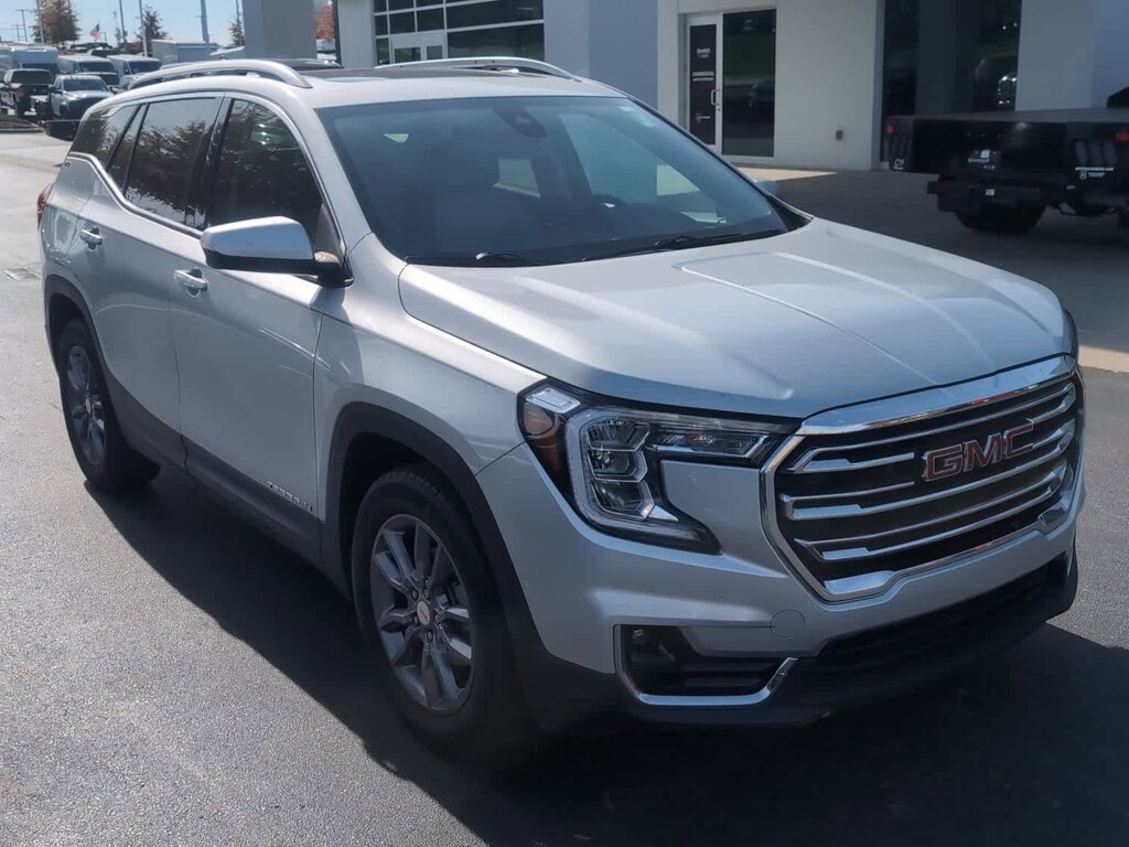 Used 2022 GMC Terrain SLT SUV