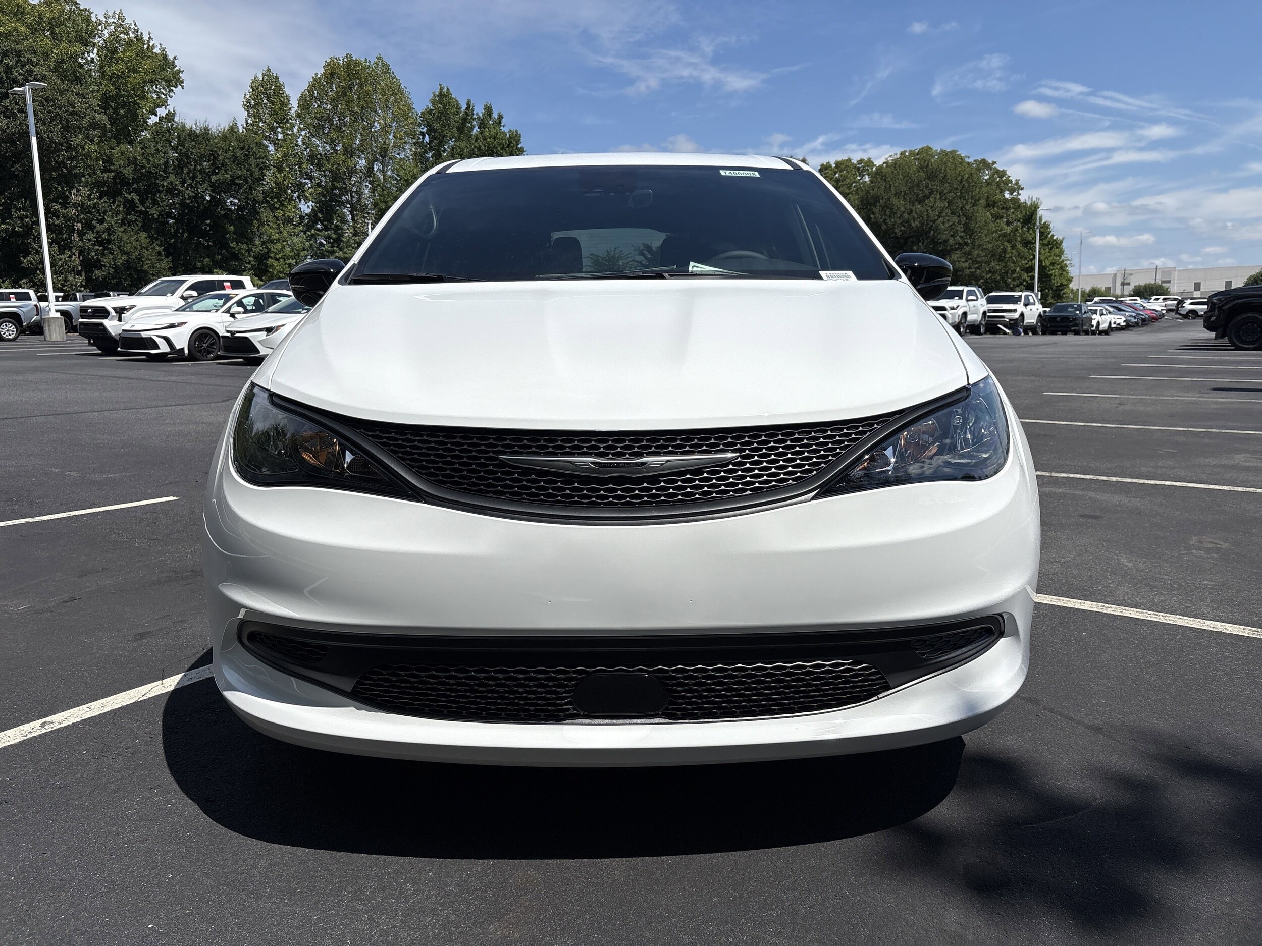 2026 Chrysler Voyager LX photo 2