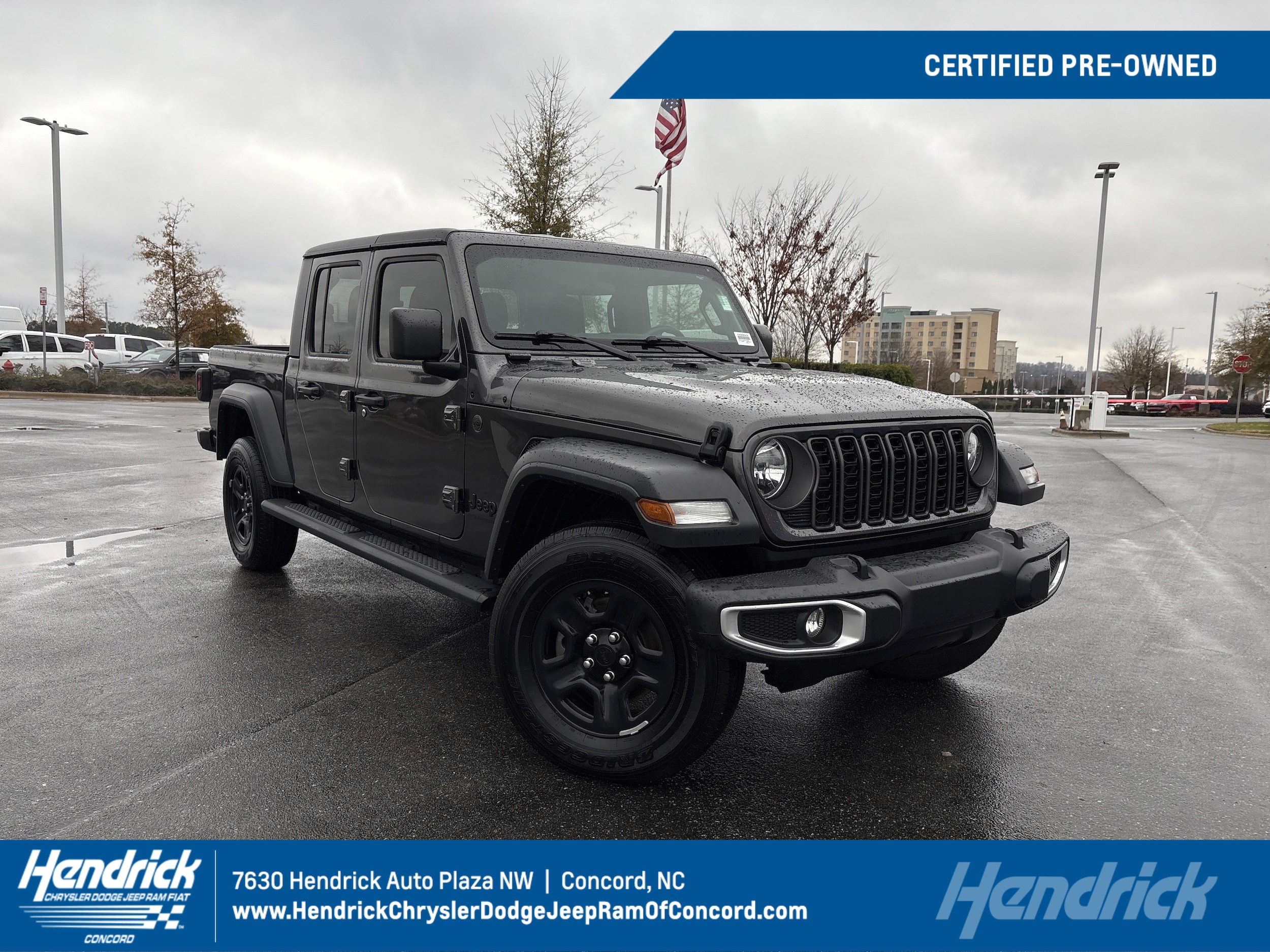 2024 Jeep Gladiator Sport's photo