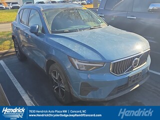 2025 Volvo XC40 XA4002