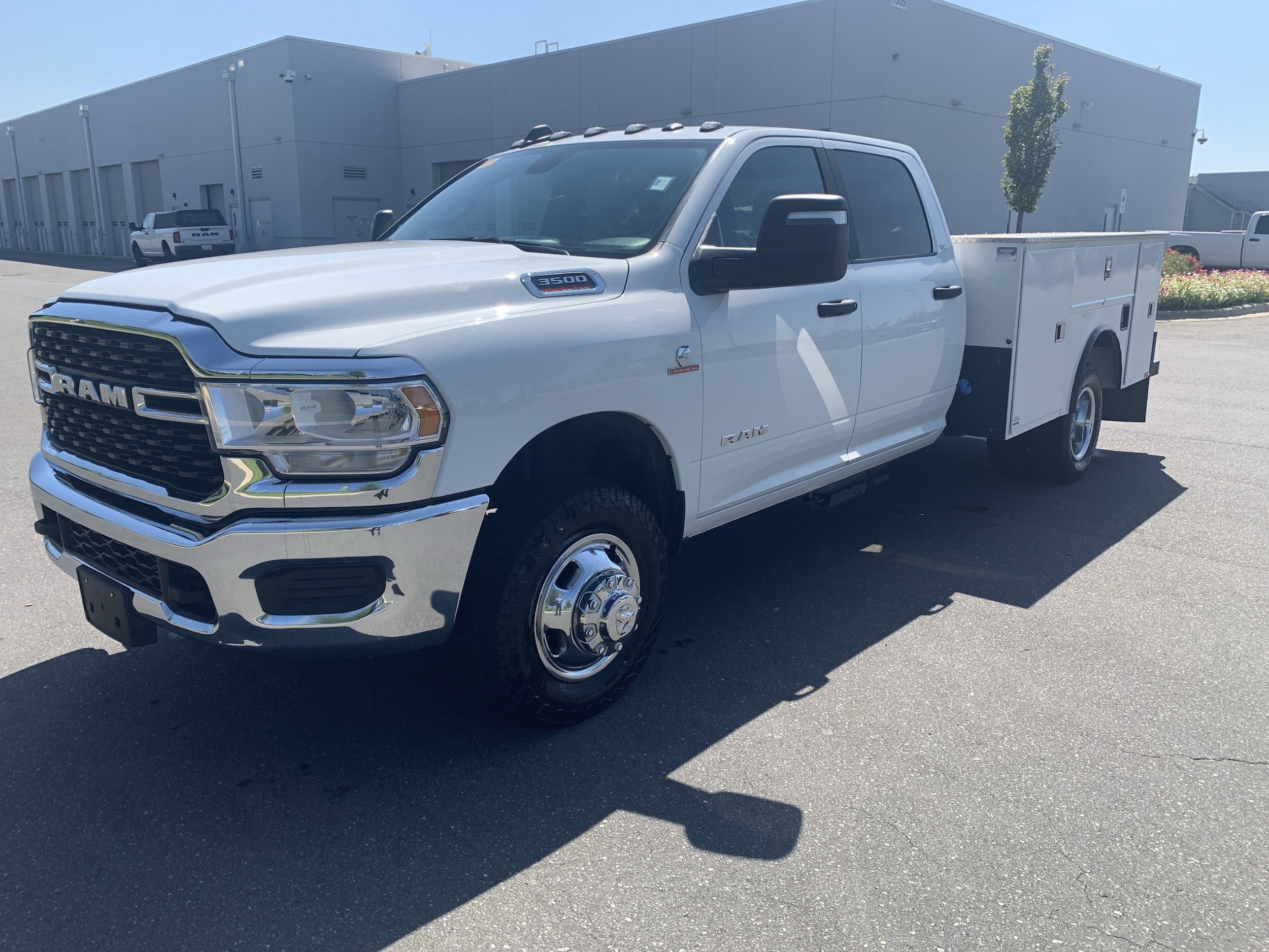 2024 Ram 3500 Chassis Cab SLT