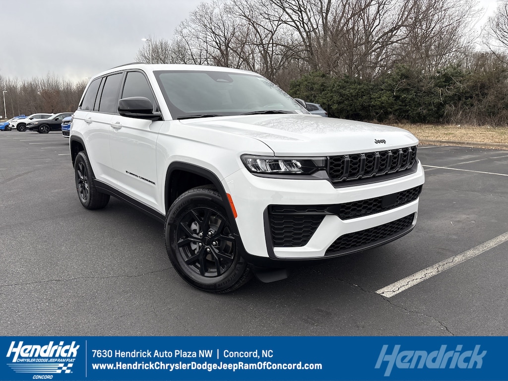 New 2026 Jeep Grand Cherokee Laredo Altitude Sport Utility