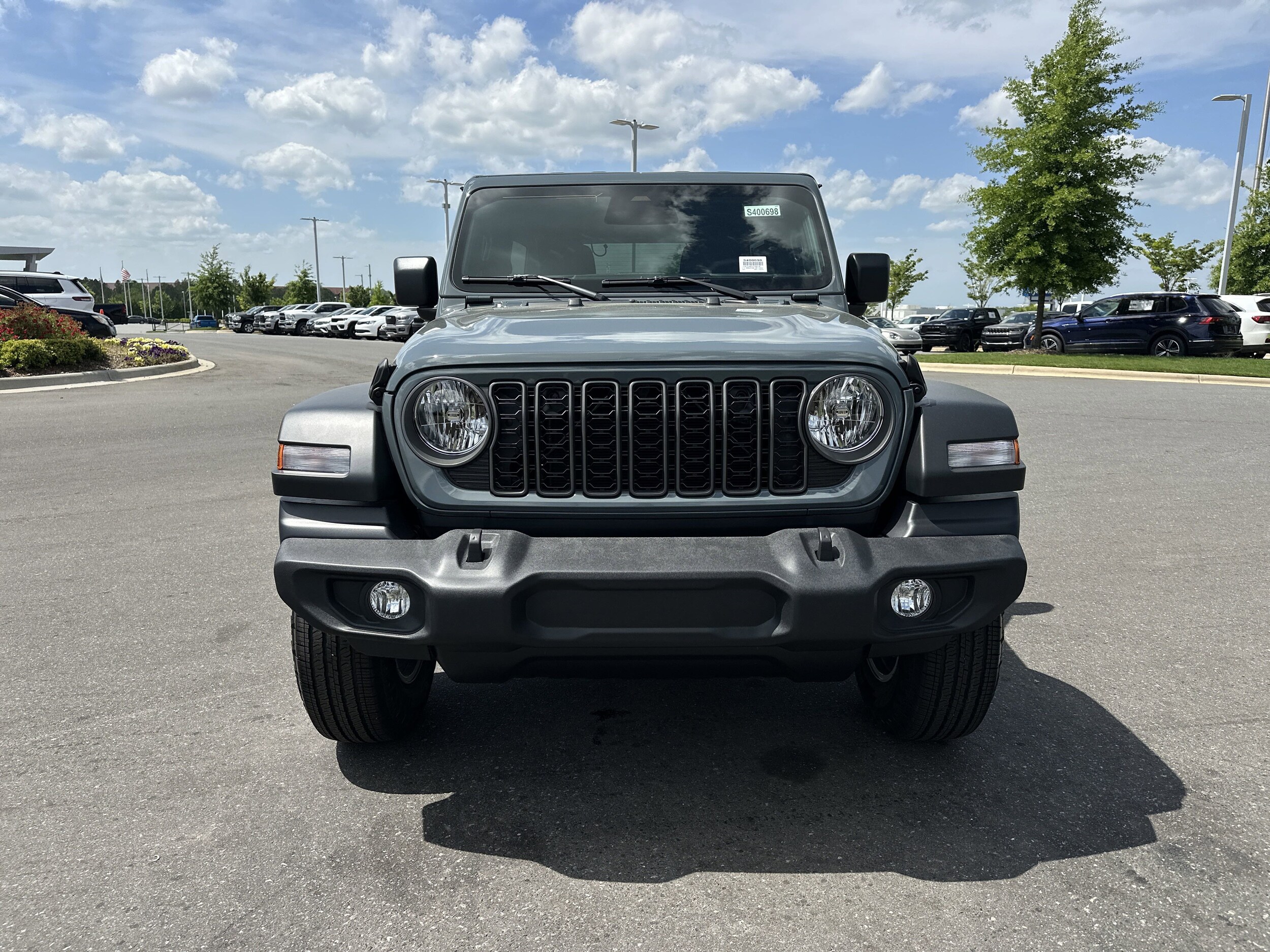 2025 Jeep Wrangler Sport S photo 3