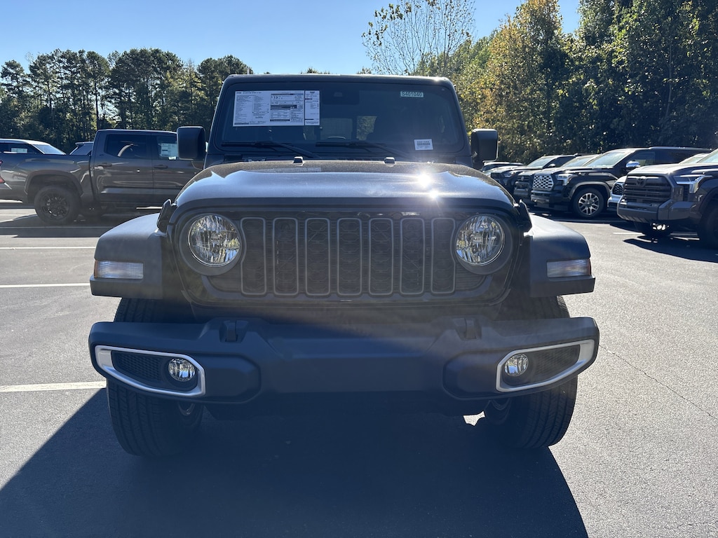 New 2025 Jeep Gladiator Sport S Pickup