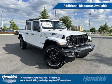 2025 Jeep Gladiator Willys Pickup