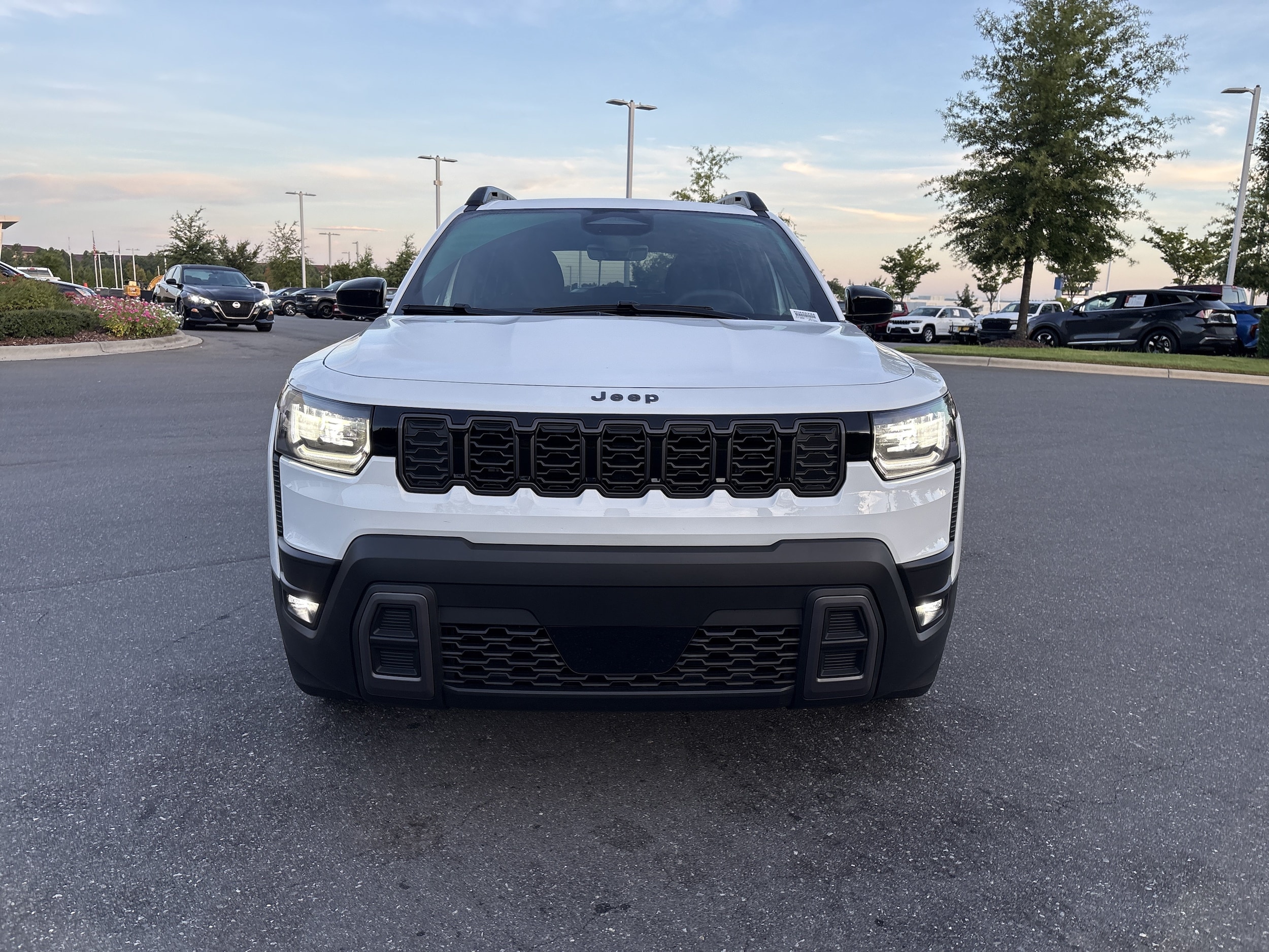 2026 Jeep Cherokee Laredo