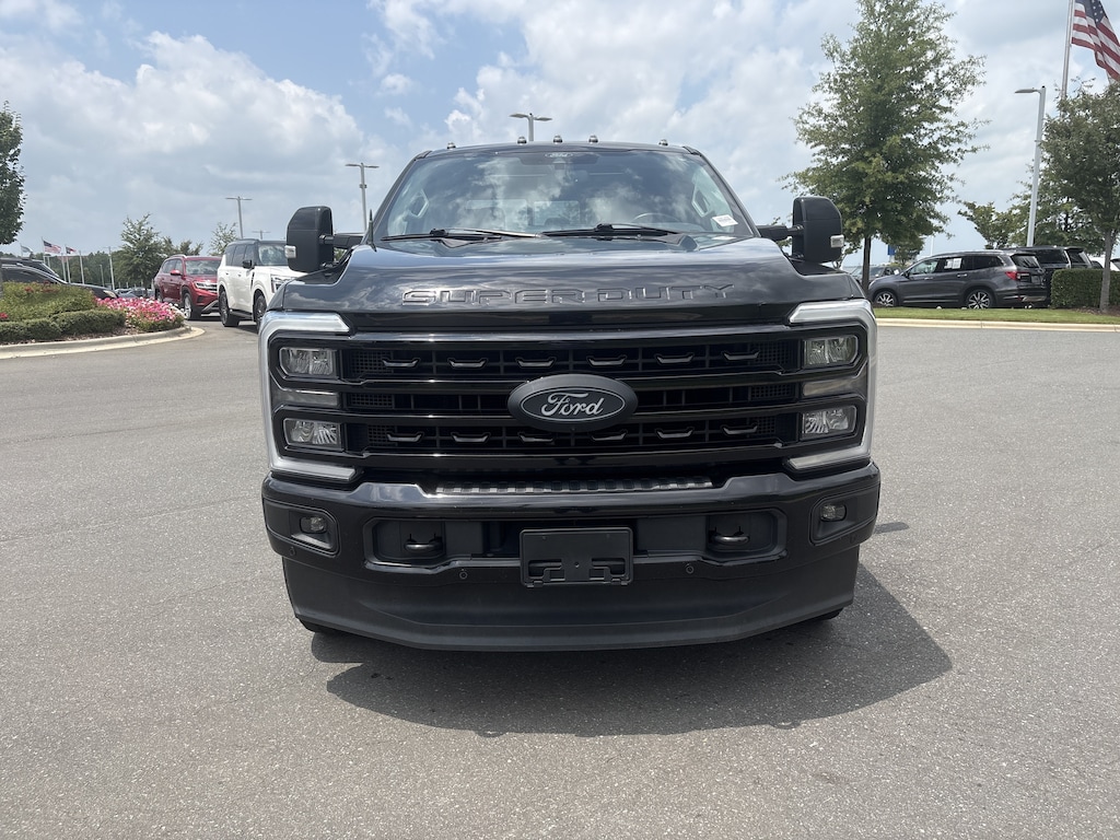 Used 2024 Ford Super Duty F-350 SRW LARIAT Pickup