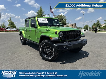 2025 Jeep Gladiator Willys Pickup