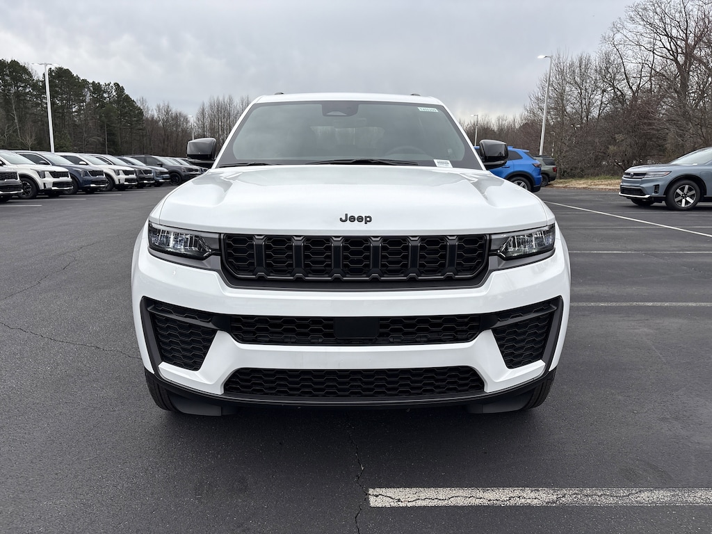 New 2026 Jeep Grand Cherokee Laredo Altitude Sport Utility