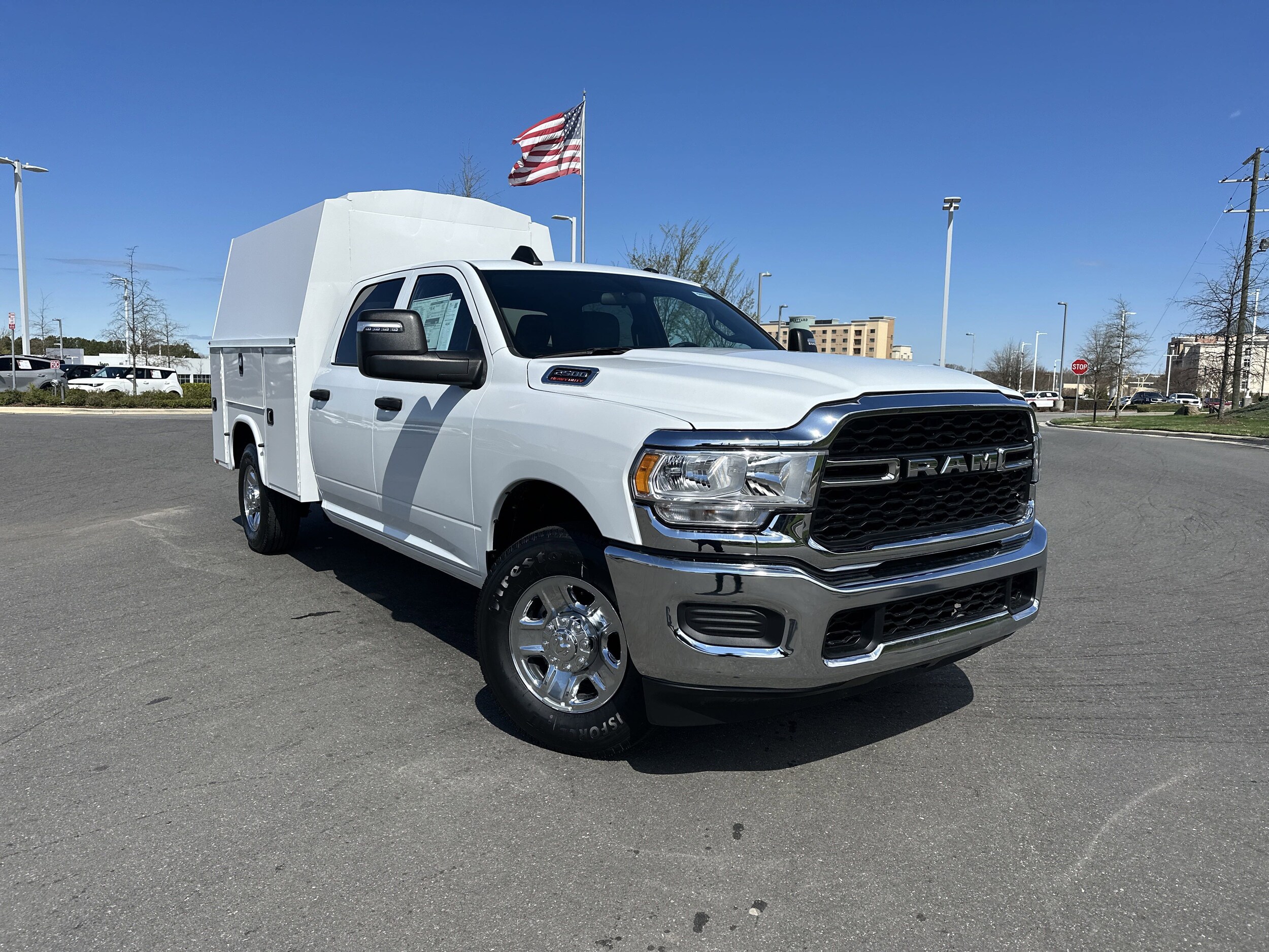 2024 Ram 2500 Tradesman photo 2