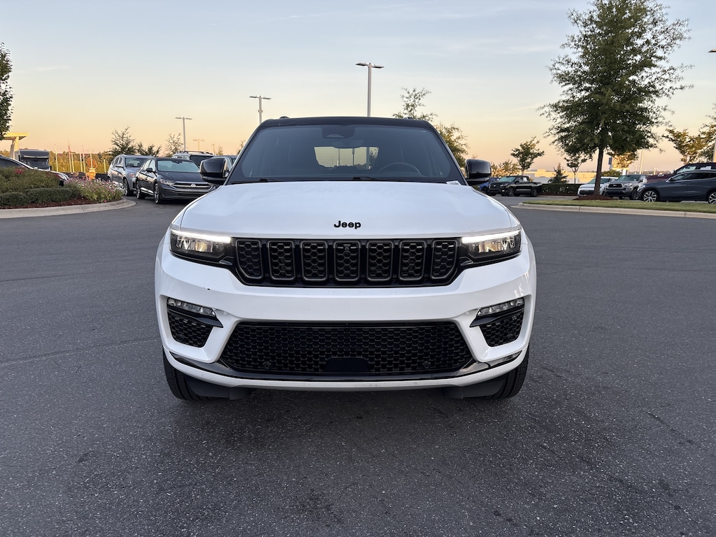 Used 2025 Jeep Grand Cherokee Summit SUV