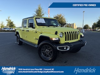 2023 Jeep Gladiator DS40114A