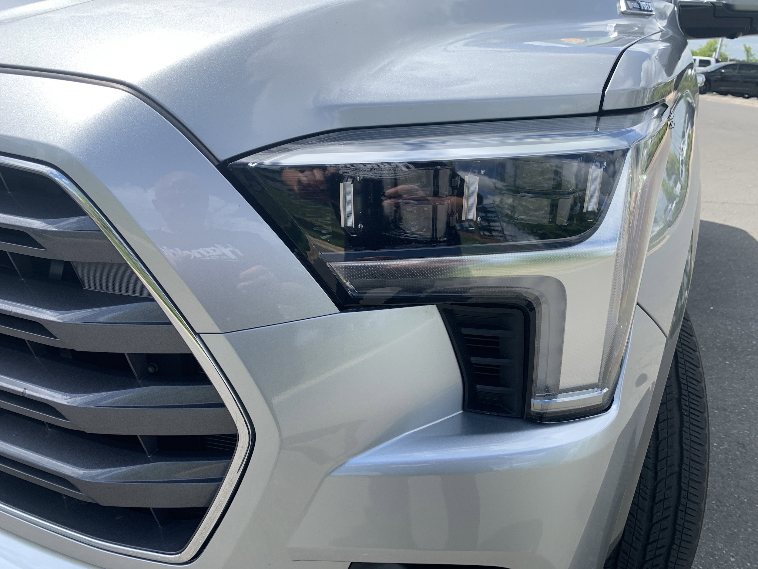 2023 Toyota Sequoia Limited photo 4