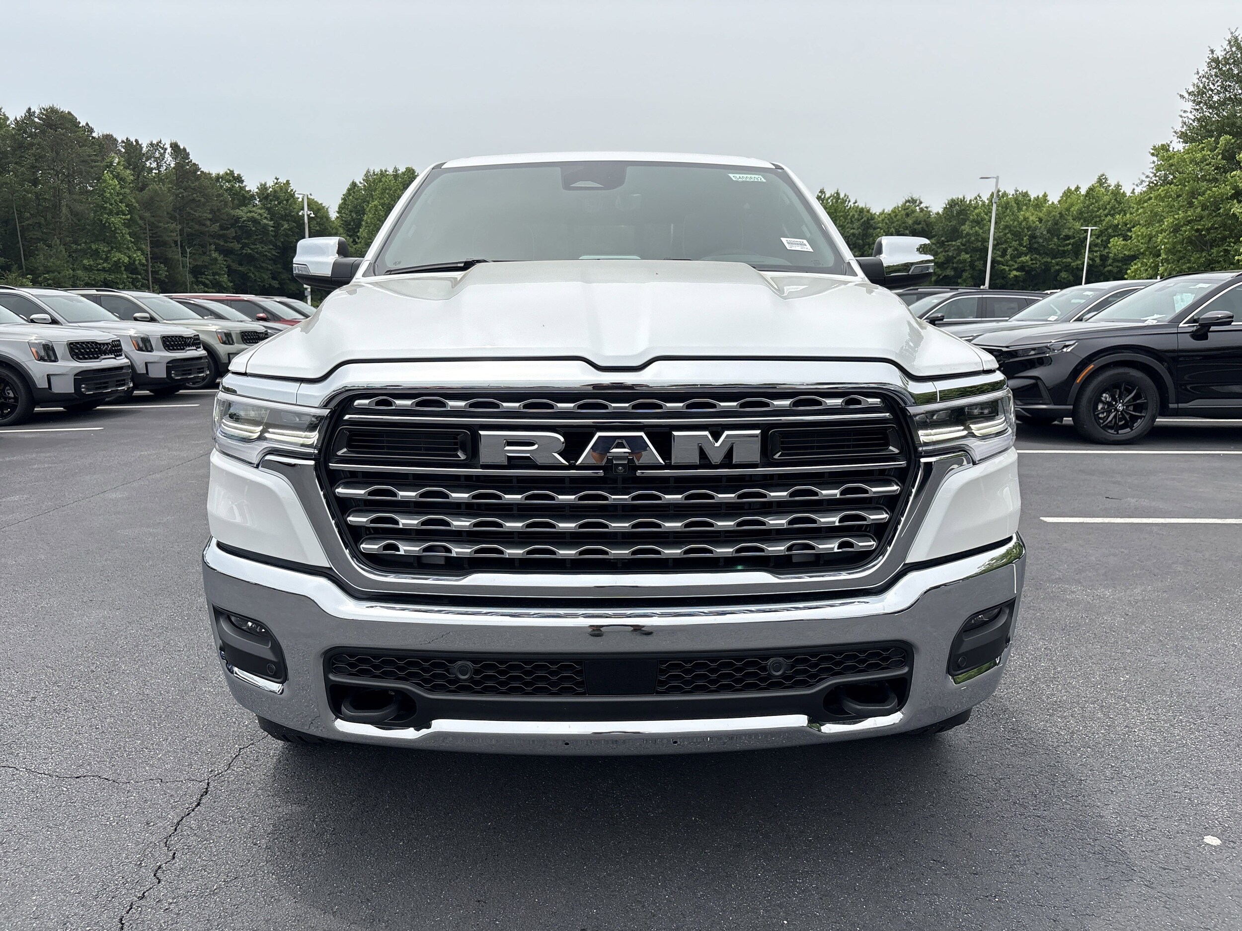 2025 Ram 1500 Limited photo 3