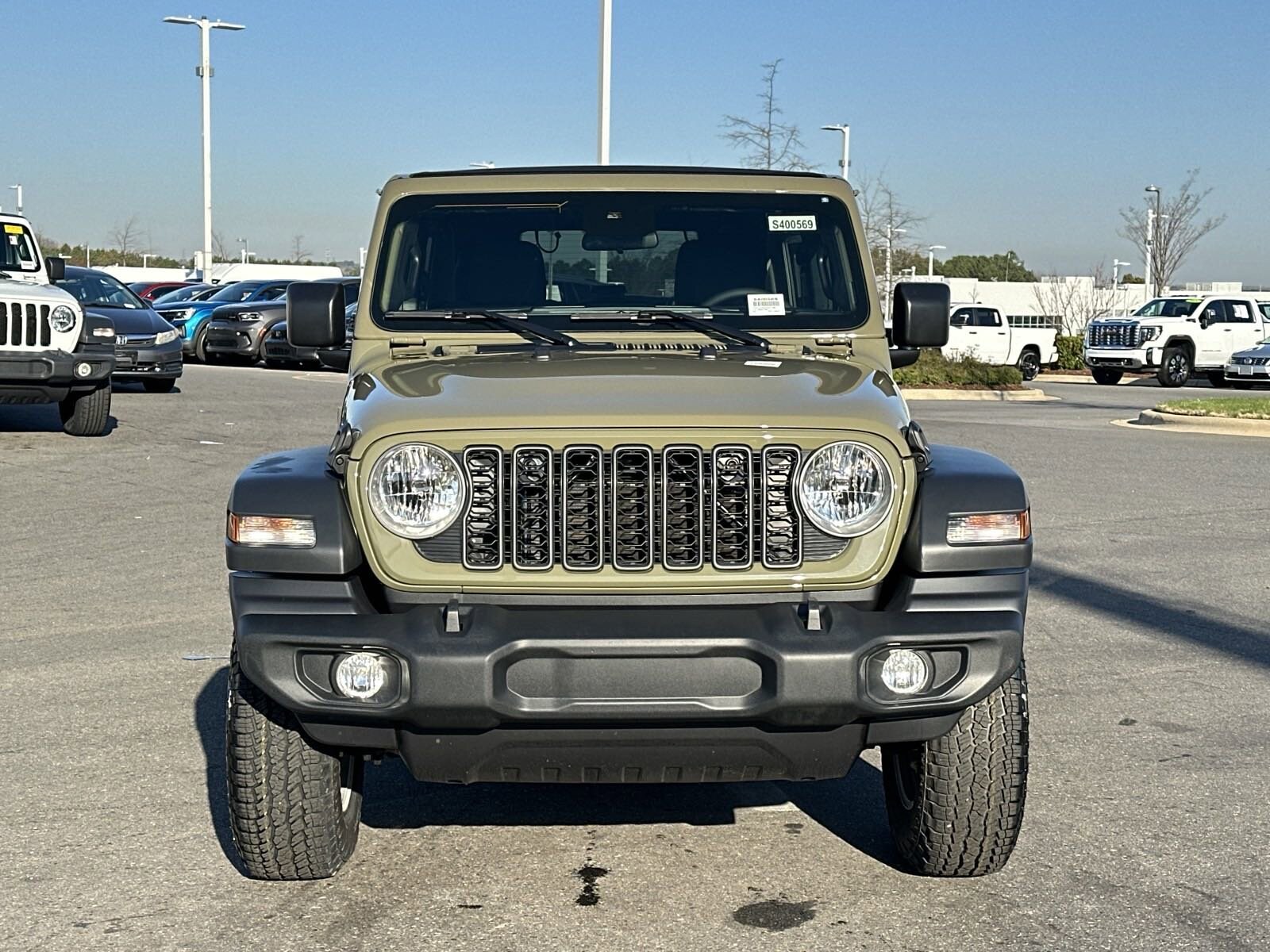 2025 Jeep Wrangler Sport S photo 3