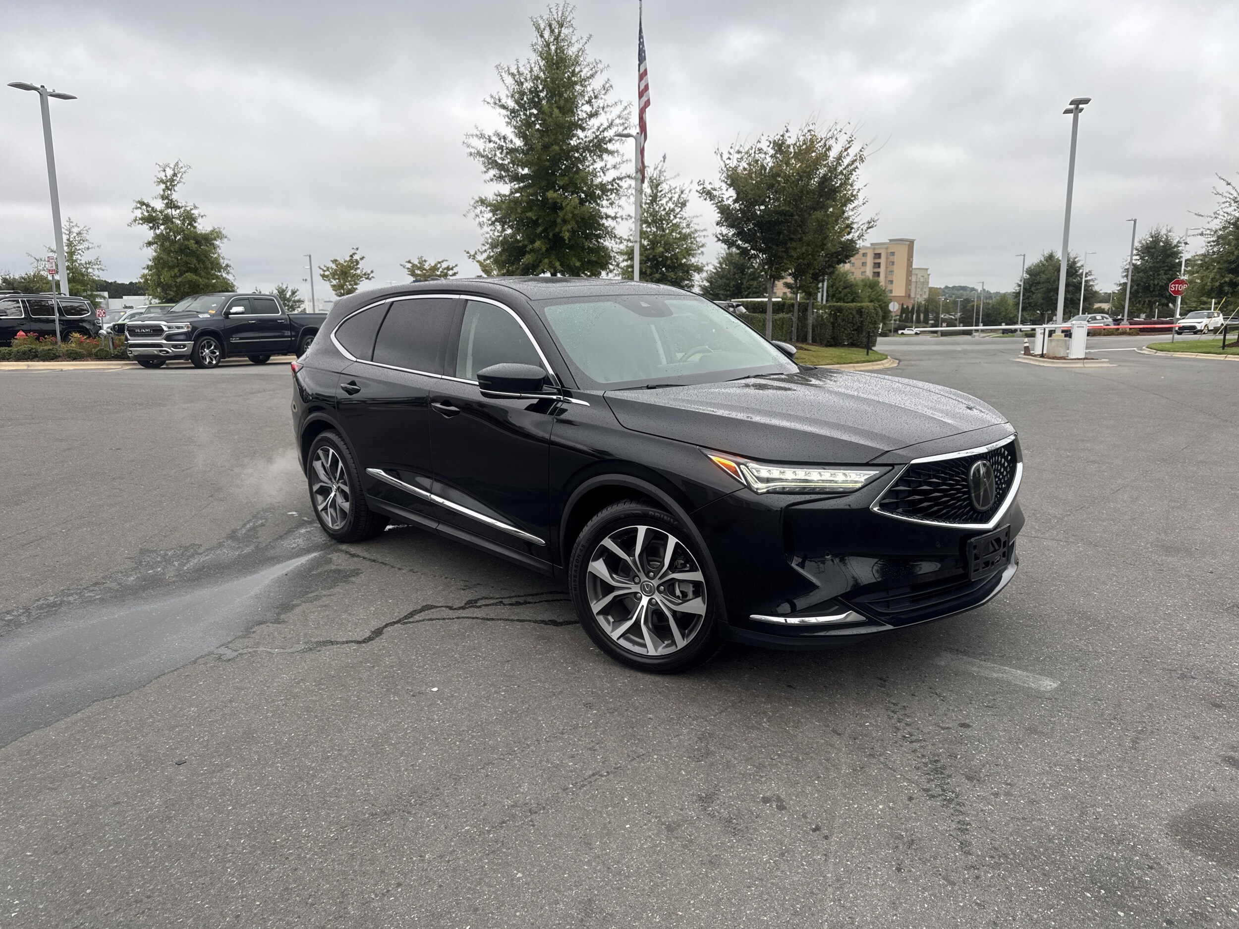 2022 Acura MDX Technology photo 2