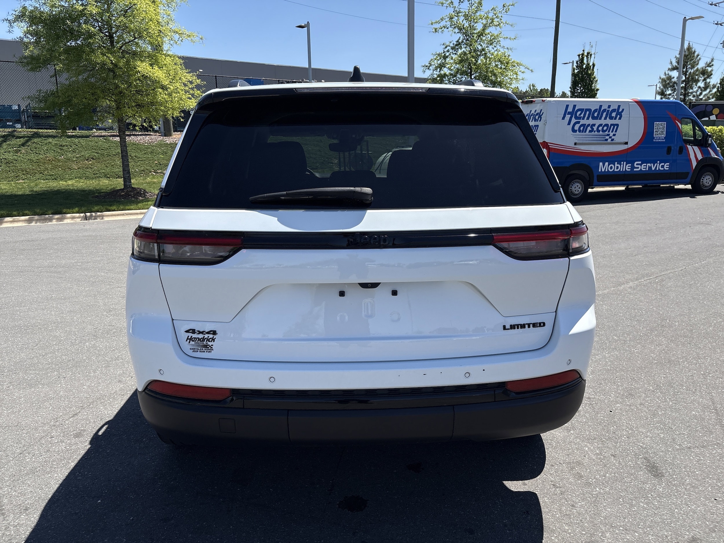 2024 Jeep Grand Cherokee Limited photo 6