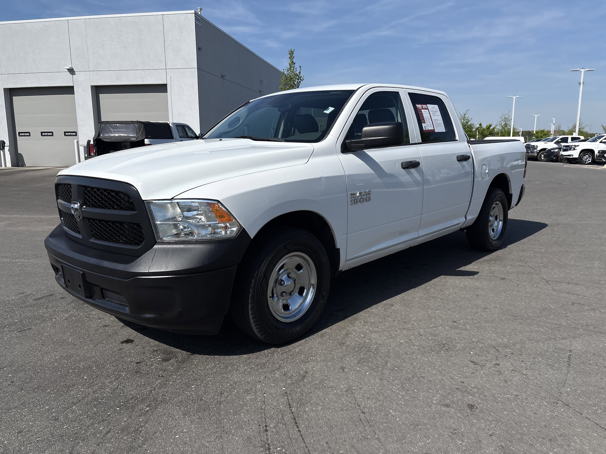 2016 Ram 1500 Tradesman photo 4