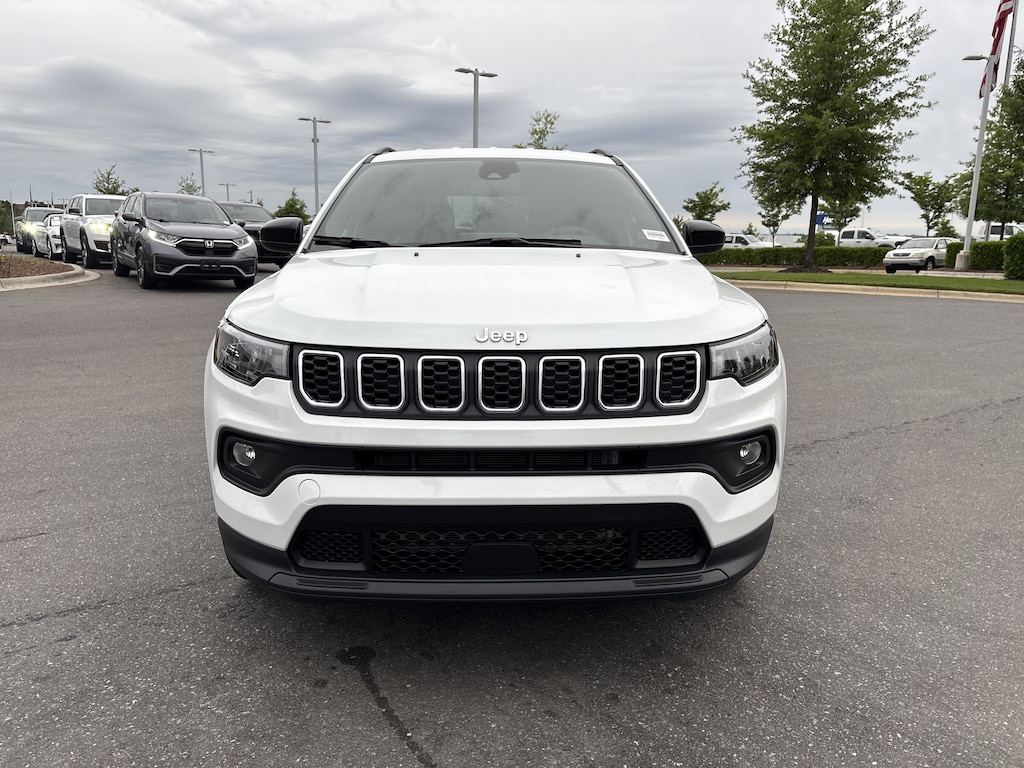 Certified 2025 Jeep Compass Latitude SUV
