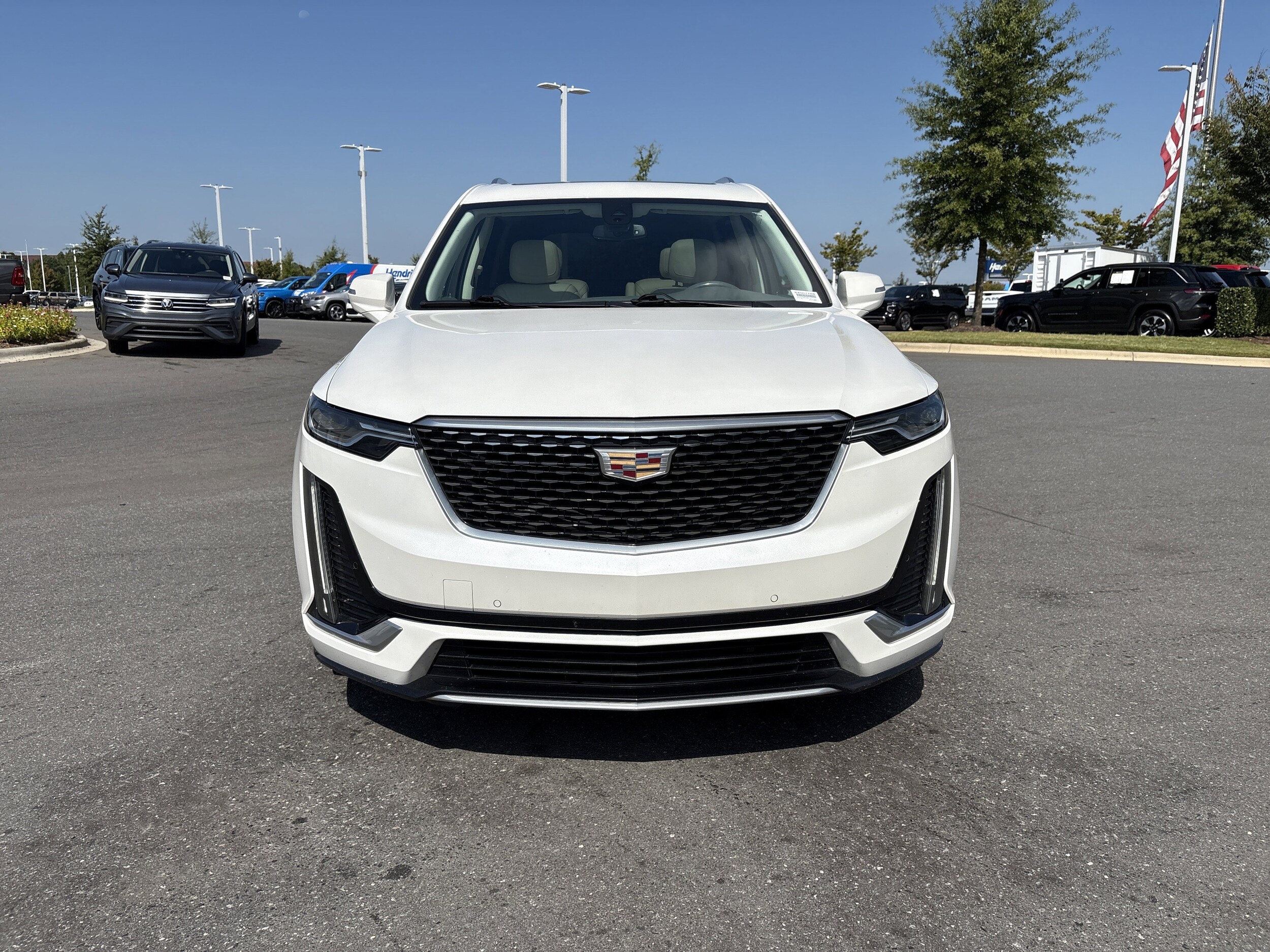 2021 Cadillac XT6 Premium Luxury photo 3