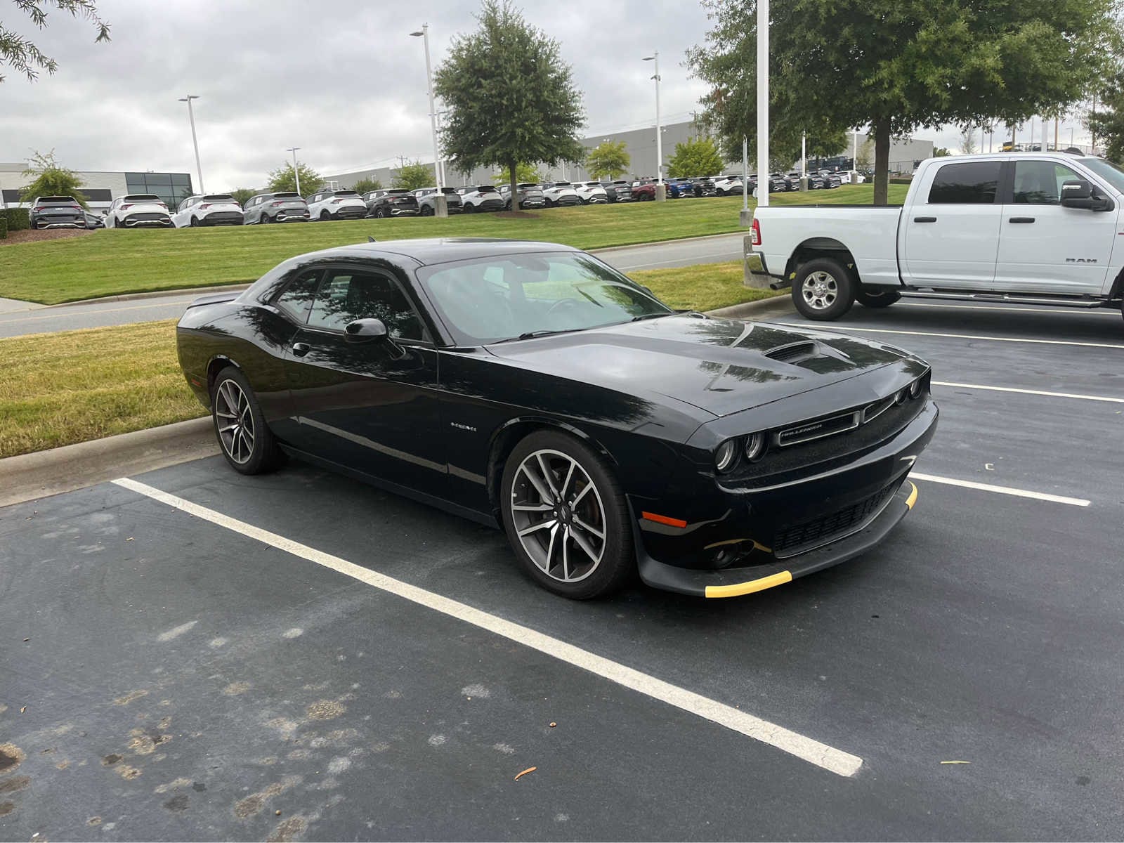 Used 2022 Dodge Challenger R/T with VIN 2C3CDZBT9NH230821 for sale in Concord, NC