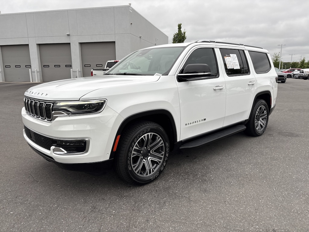 Used 2023 Jeep Wagoneer SUV