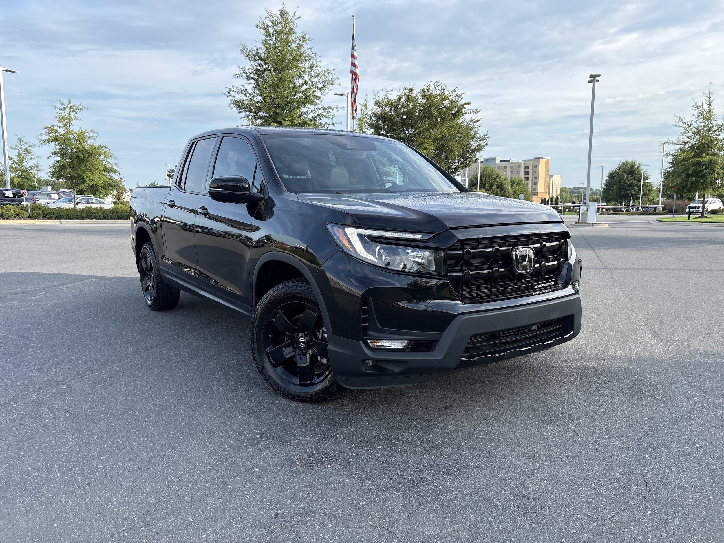 Used 2025 Honda Ridgeline Black Edition with VIN 5FPYK3F88SB010024 for sale in Kansas City