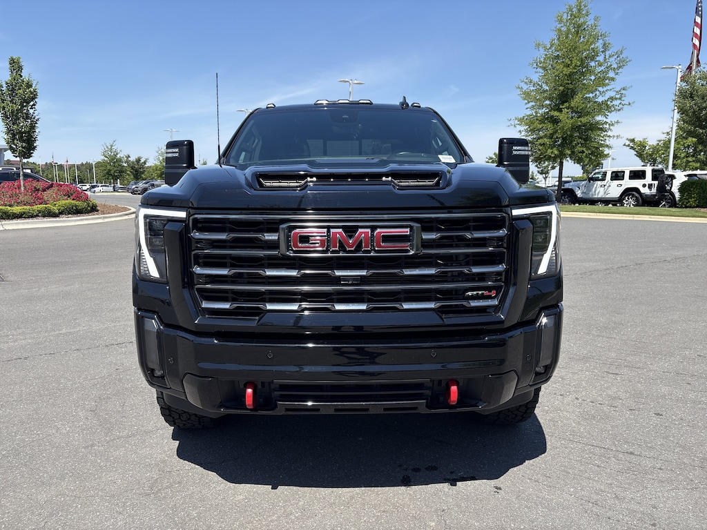 Used 2024 GMC Sierra 2500HD AT4 Pickup