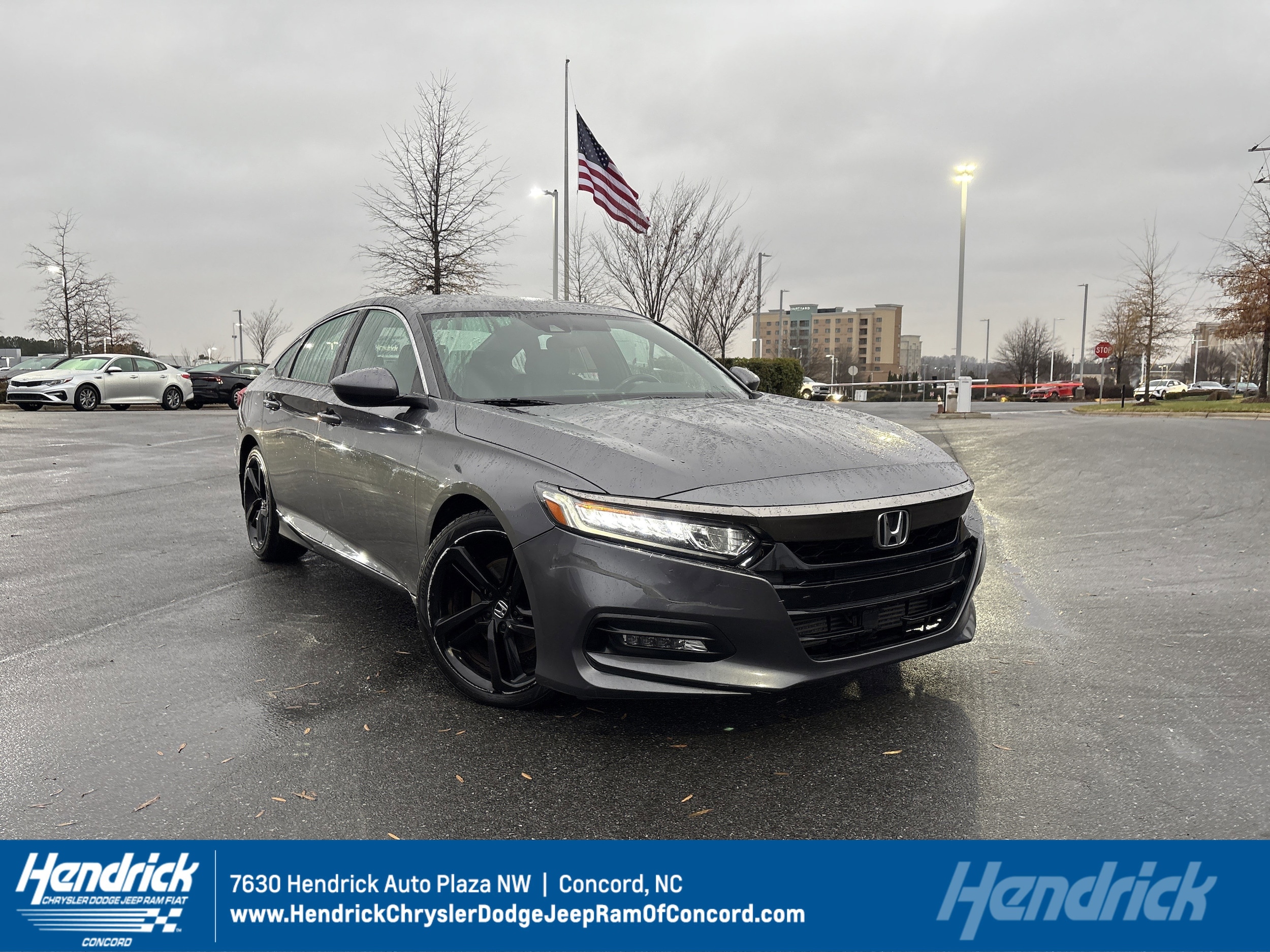2018 Honda Accord Sport's photo